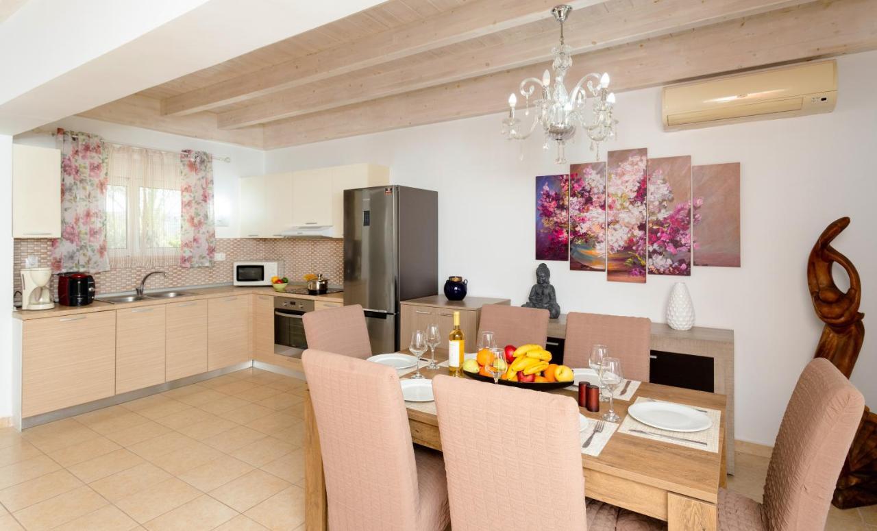 קולימביה Posidonia Luxury Villas Kolympia מראה חיצוני תמונה